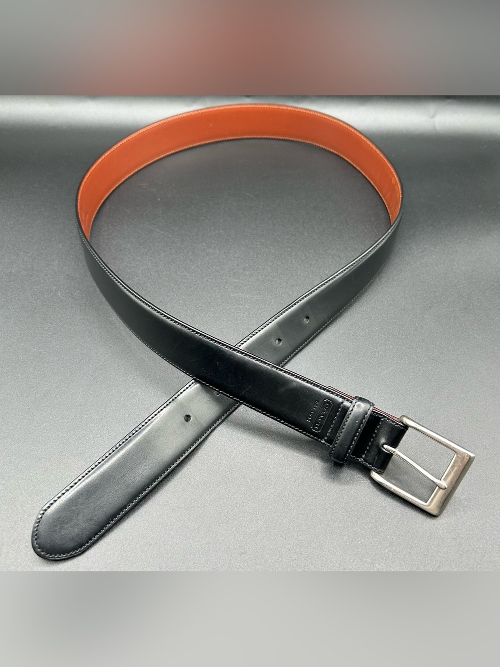 COACH Men Belt Calfskin with Silver-Tone Buckle. Size 34” / 85 cm.